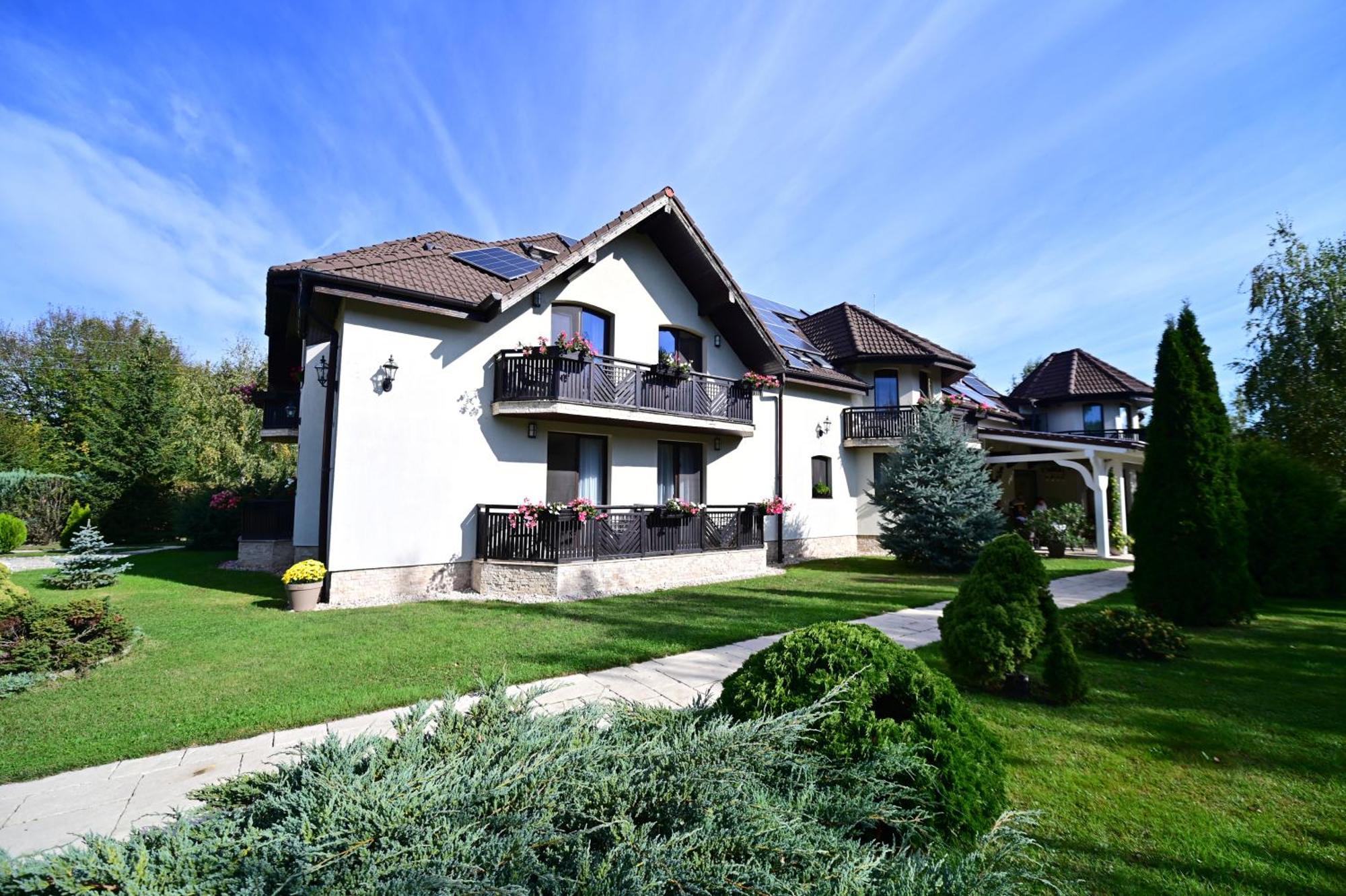 Natura Family Resort Avrig Zewnętrze zdjęcie