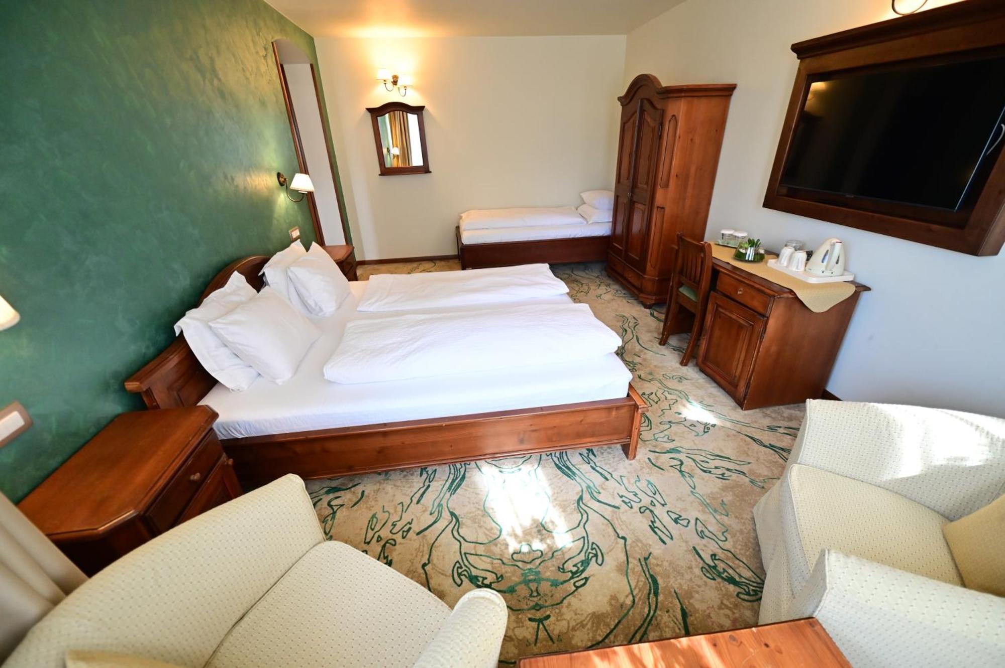 Natura Family Resort Avrig Zewnętrze zdjęcie